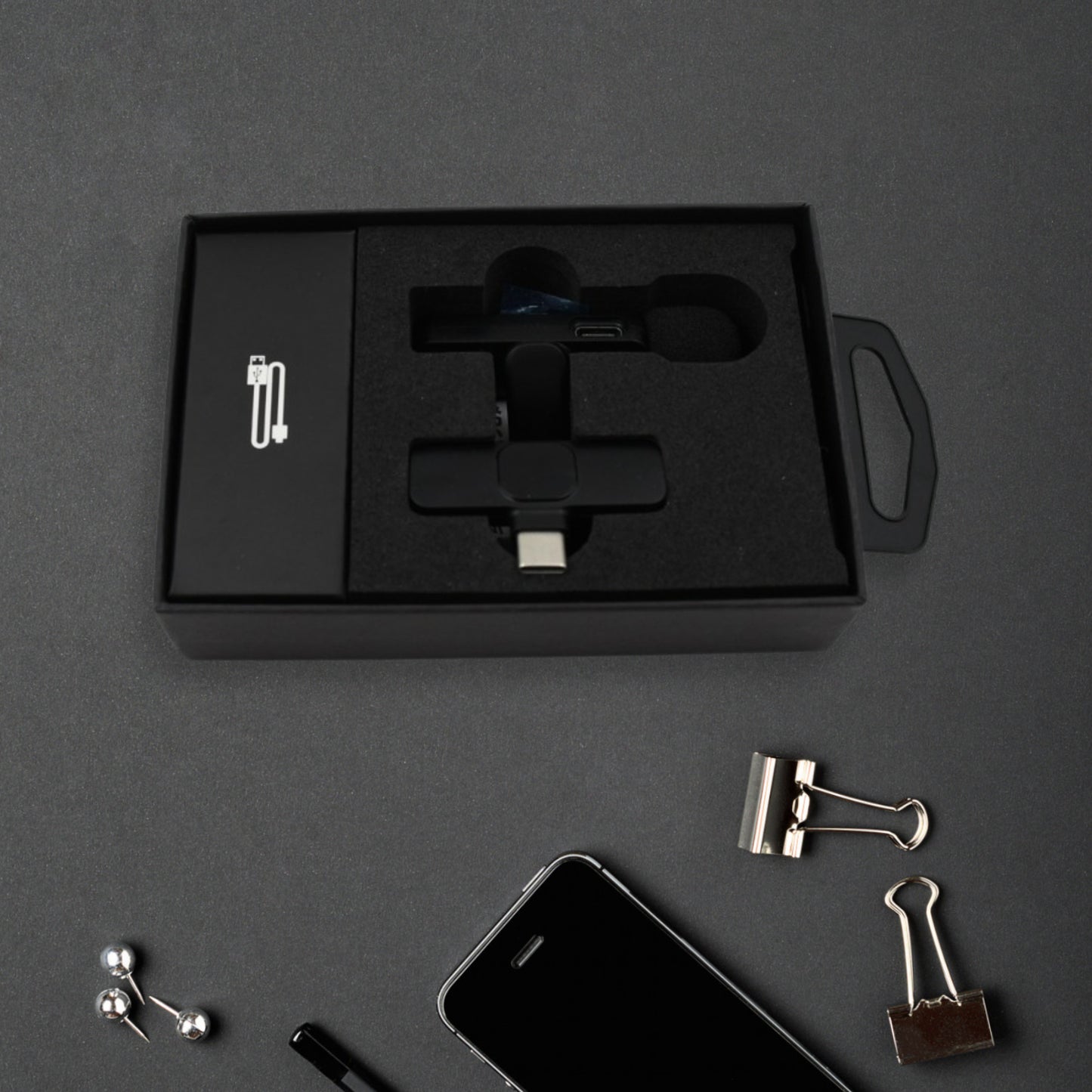 12639 Intelligent Noise Cancelling Live Streaming Clip On Microphone For Type-c For Iphone With Charging Mini Wireless Lapel Collar Microphone